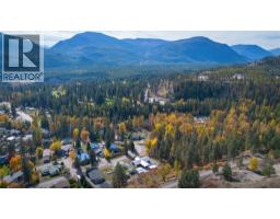 412 301st Street, Marysville, BC V1A3H1 Photo 77
