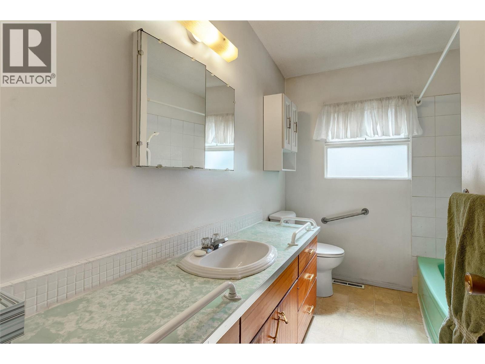 1440 Braemar Street, Kelowna - Image 1