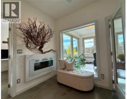 Living room - 412 301st Street, Marysville, BC V1A3H1 Photo 16
