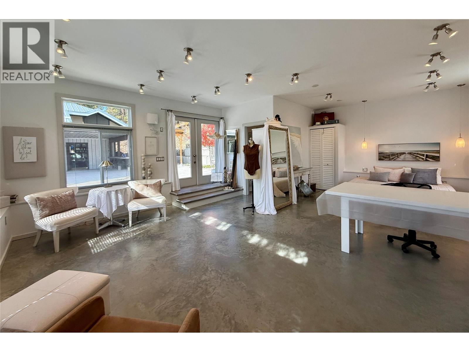 412 301ST Street - 55