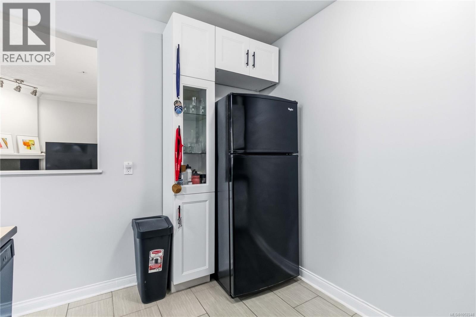 #106 405 Quebec St - 15