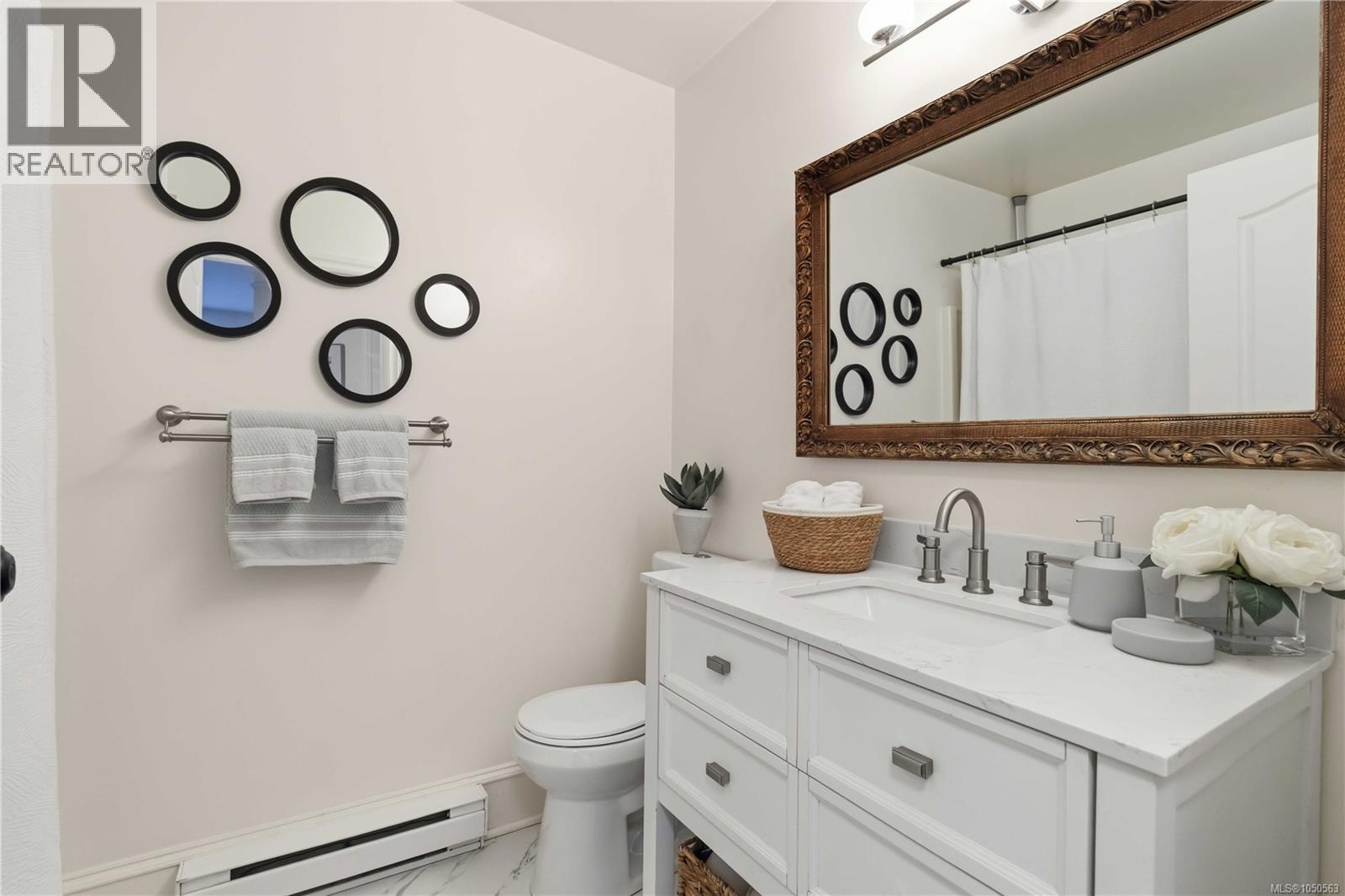 #4 1353 Grant St - 20