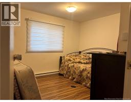Living room - 610 College Street, Bathurst, NB E2A2T6 Photo 7