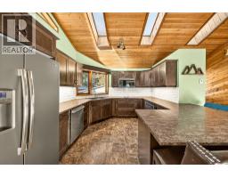 3pc Bathroom - 407 Maple Street, Sparwood, BC V0B2G0 Photo 13