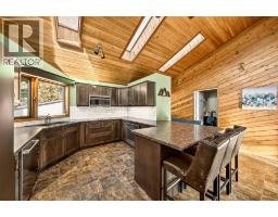 407 Maple Street, Sparwood, BC V0B2G0 Photo 19
