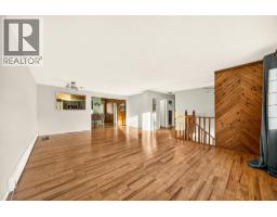 Primary Bedroom - 407 Maple Street, Sparwood, BC V0B2G0 Photo 9