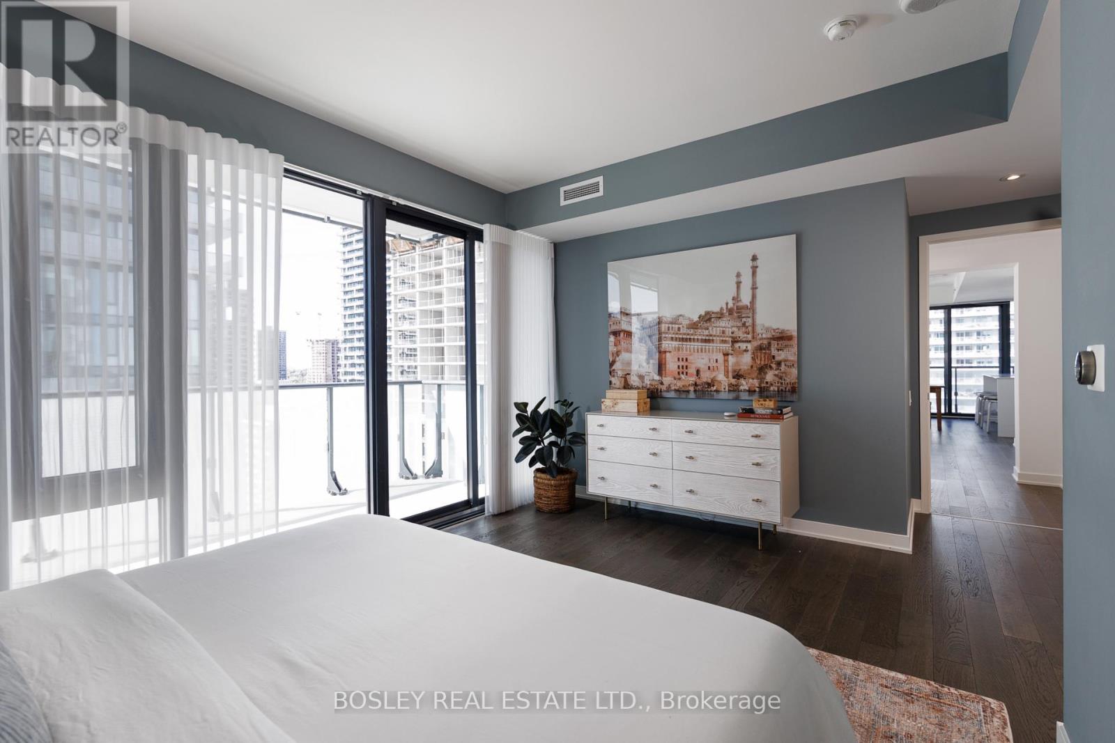 1702- 185 Roehampton Avenue, Toronto, ON photo 27