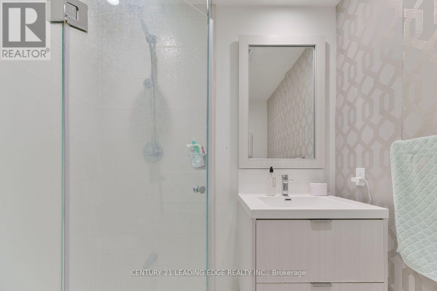 80 Vanauley Street — photo 26