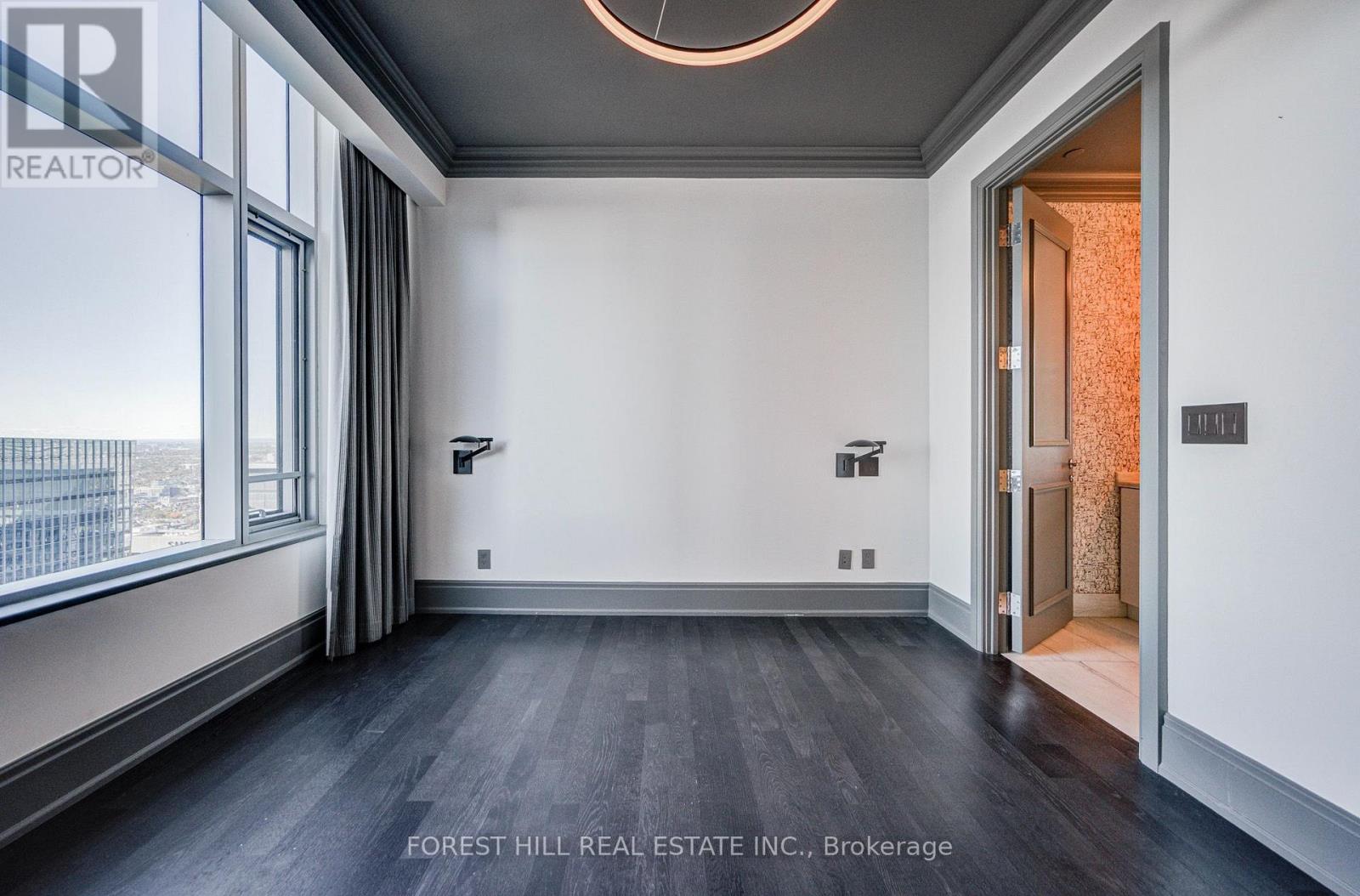 311 Bay Street — photo 17