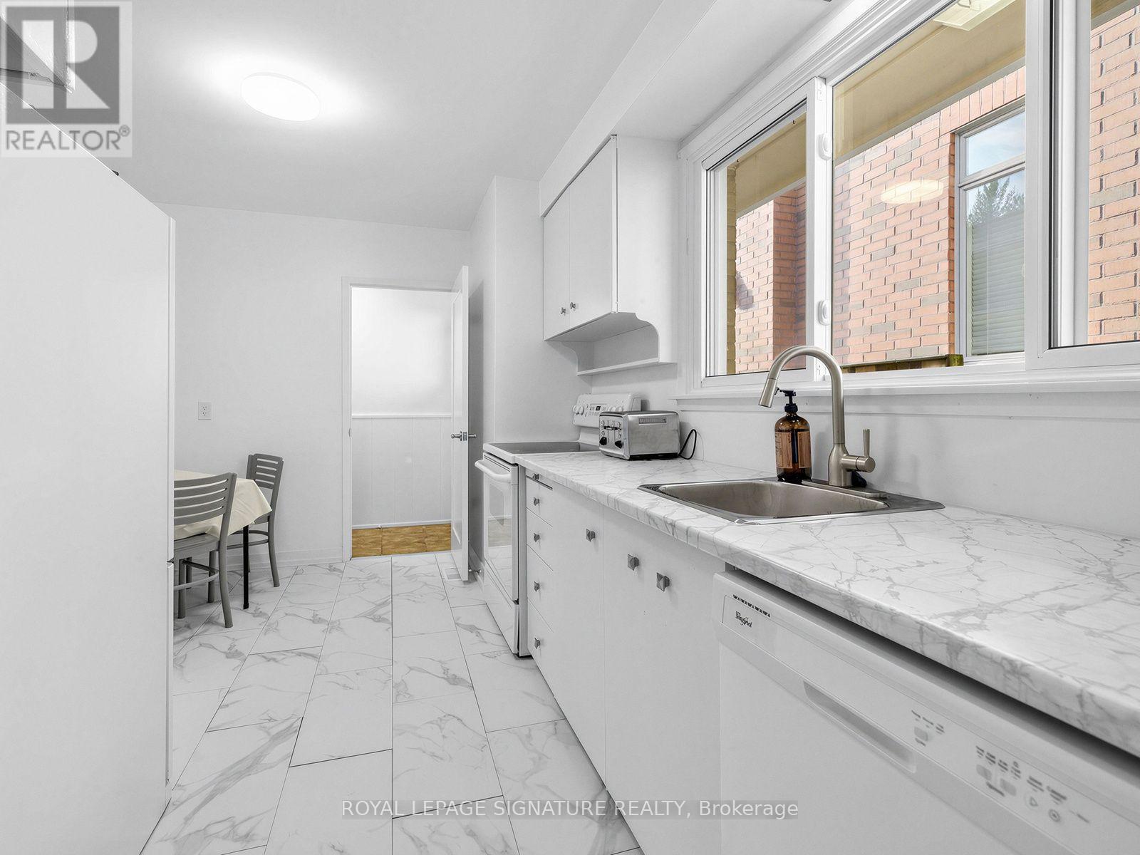 165 WEDGEWOOD DRIVE - 13
