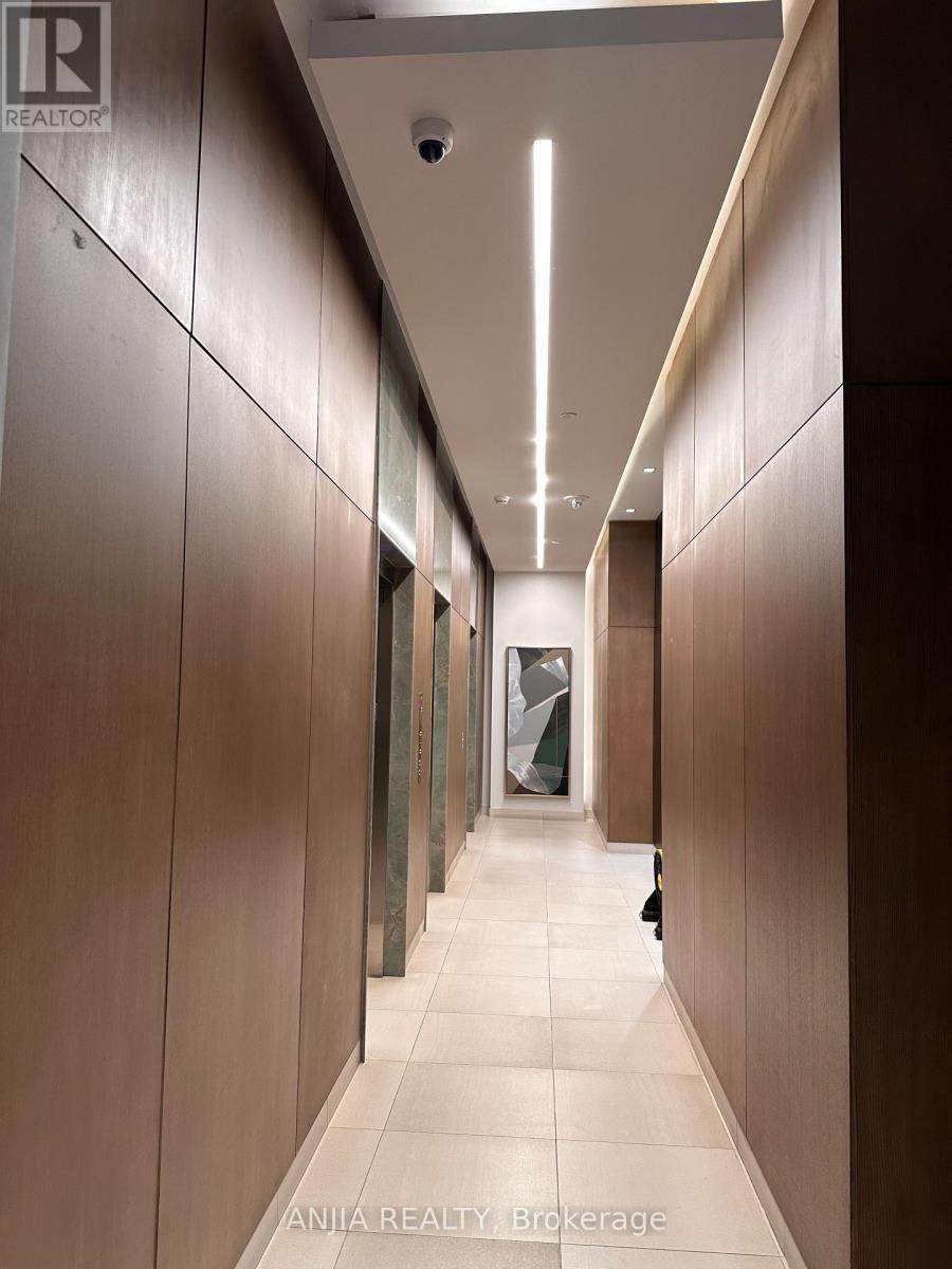 188 Fairview Mall Drive — photo 18