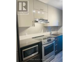 1005 - 188 Fairview Mall Drive, Toronto, ON M2J4T1 Photo 8