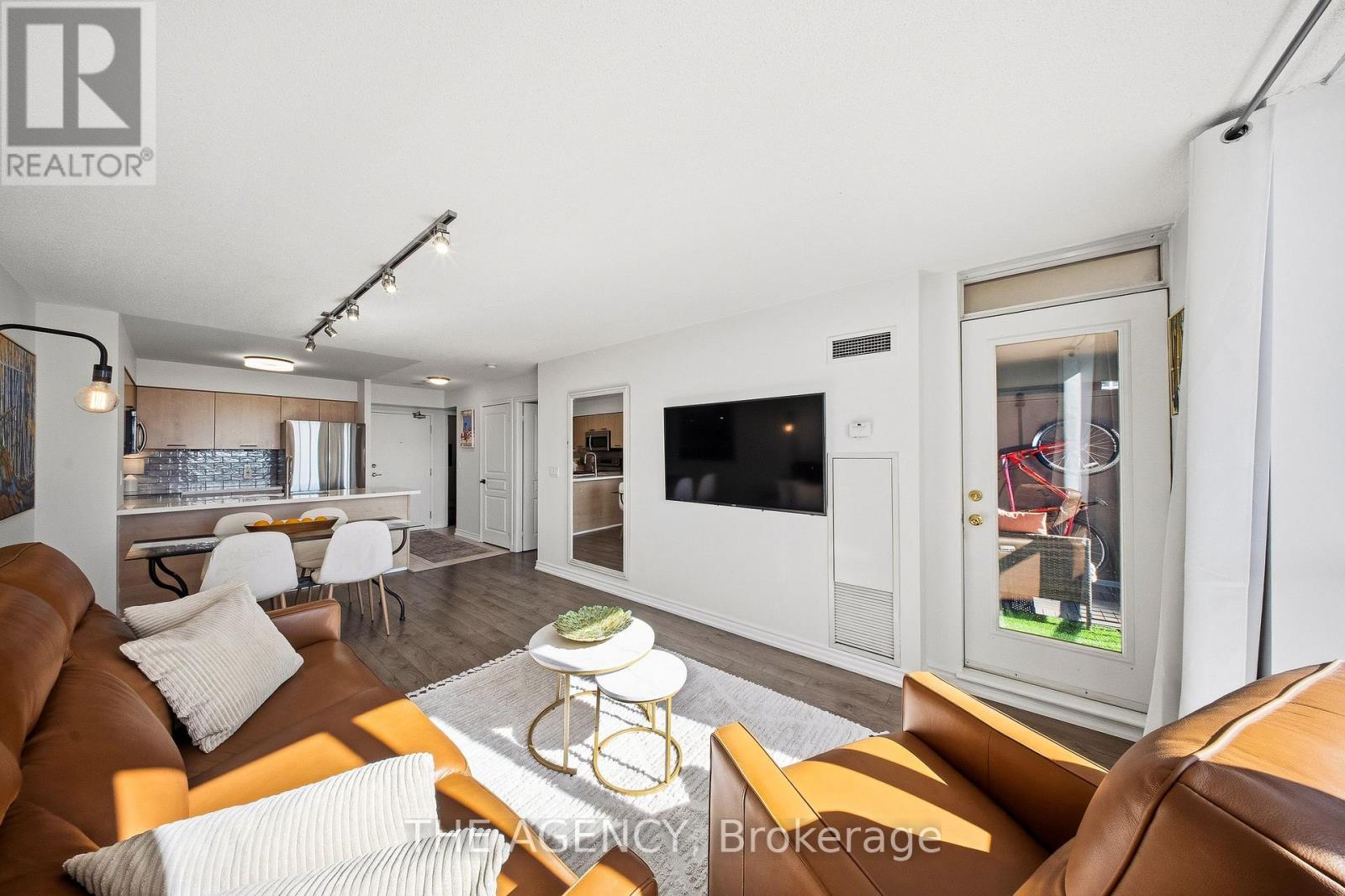 809- 51 Harrison Garden Boulevard, Toronto, ON photo 11