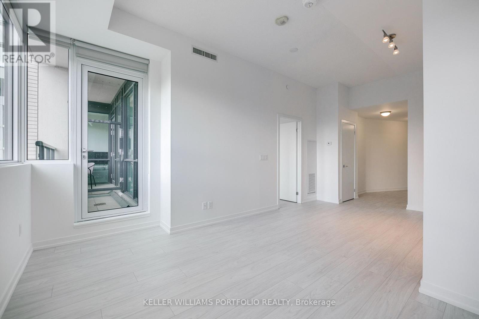 49 East Liberty Street — photo 17