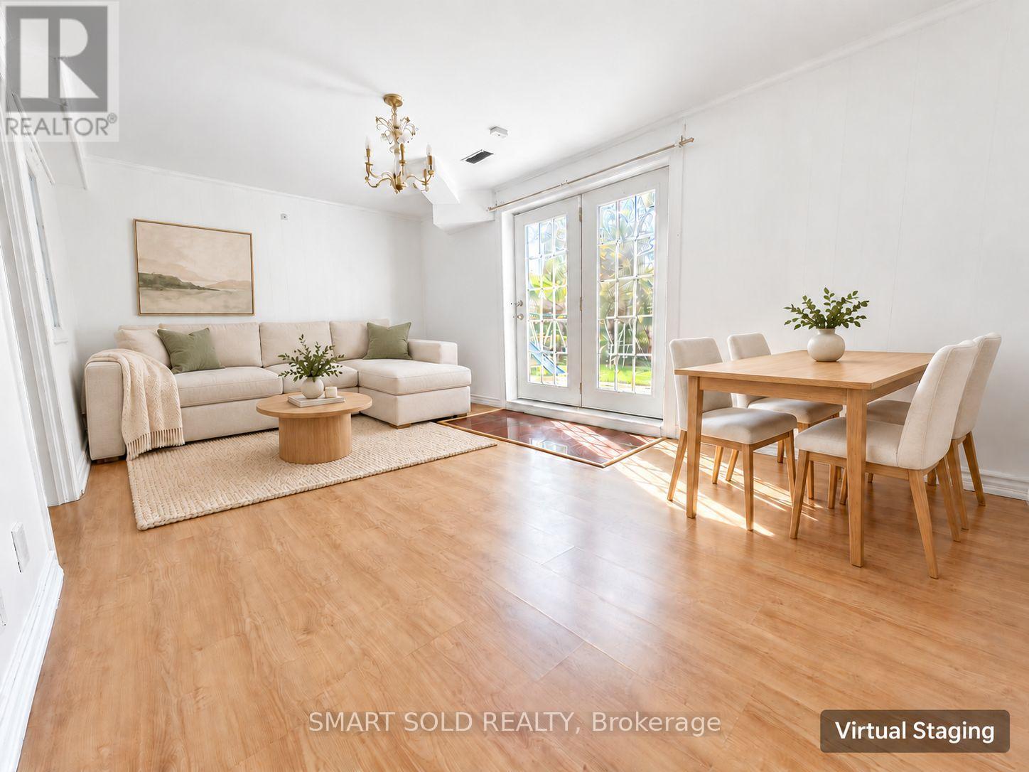 Don Valley Village, ON photo 18