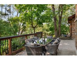44 Rambert Crescent, Toronto, ON M6S1E6 Photo 27