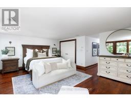 44 Rambert Crescent, Toronto, ON M6S1E6 Photo 8