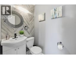 111 Tupper Drive, Thorold, ON L2V4C9 Photo 12