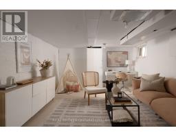 59 Bastedo Avenue, Toronto, ON M4C3M8 Photo 19