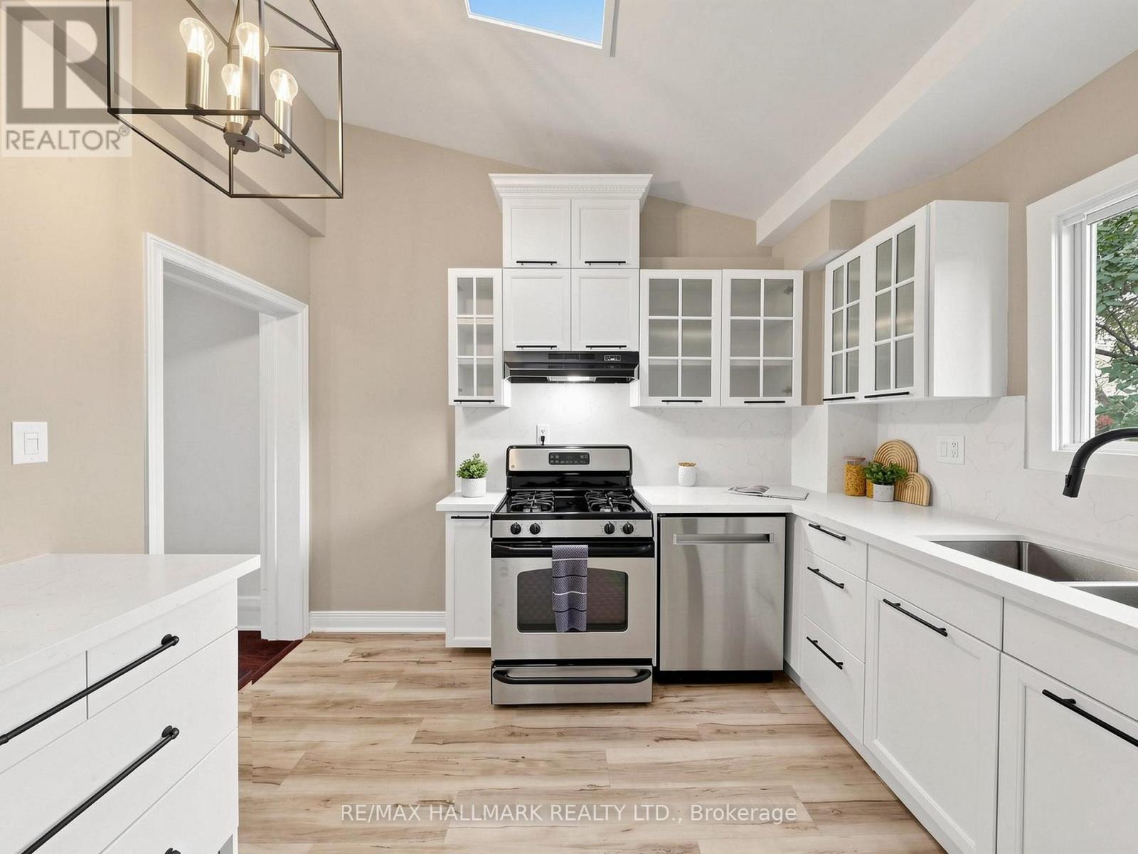 211 Golfview Avenue, Toronto, ON photo 10