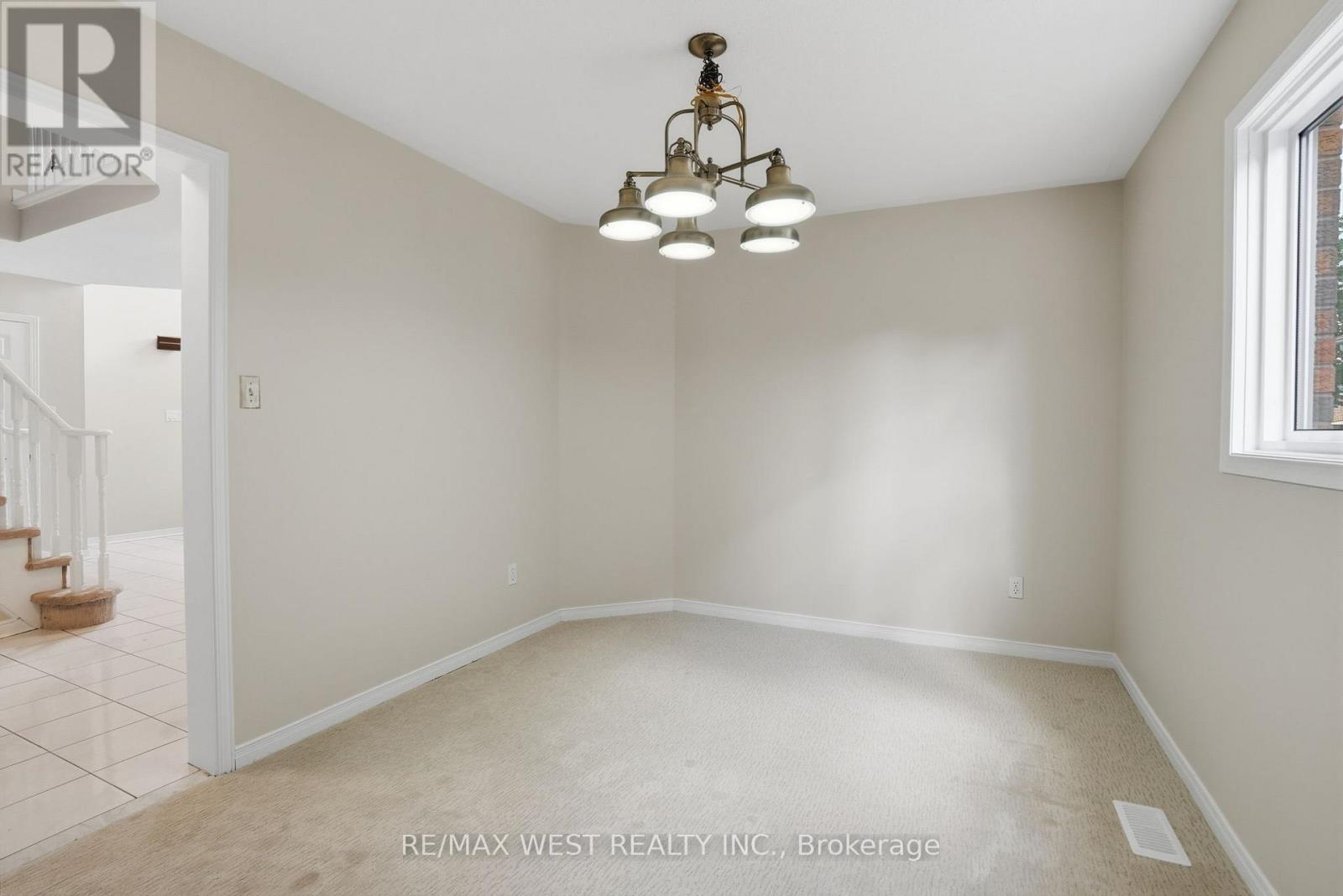 60 Furrow Drive, Whitby, ON photo 11