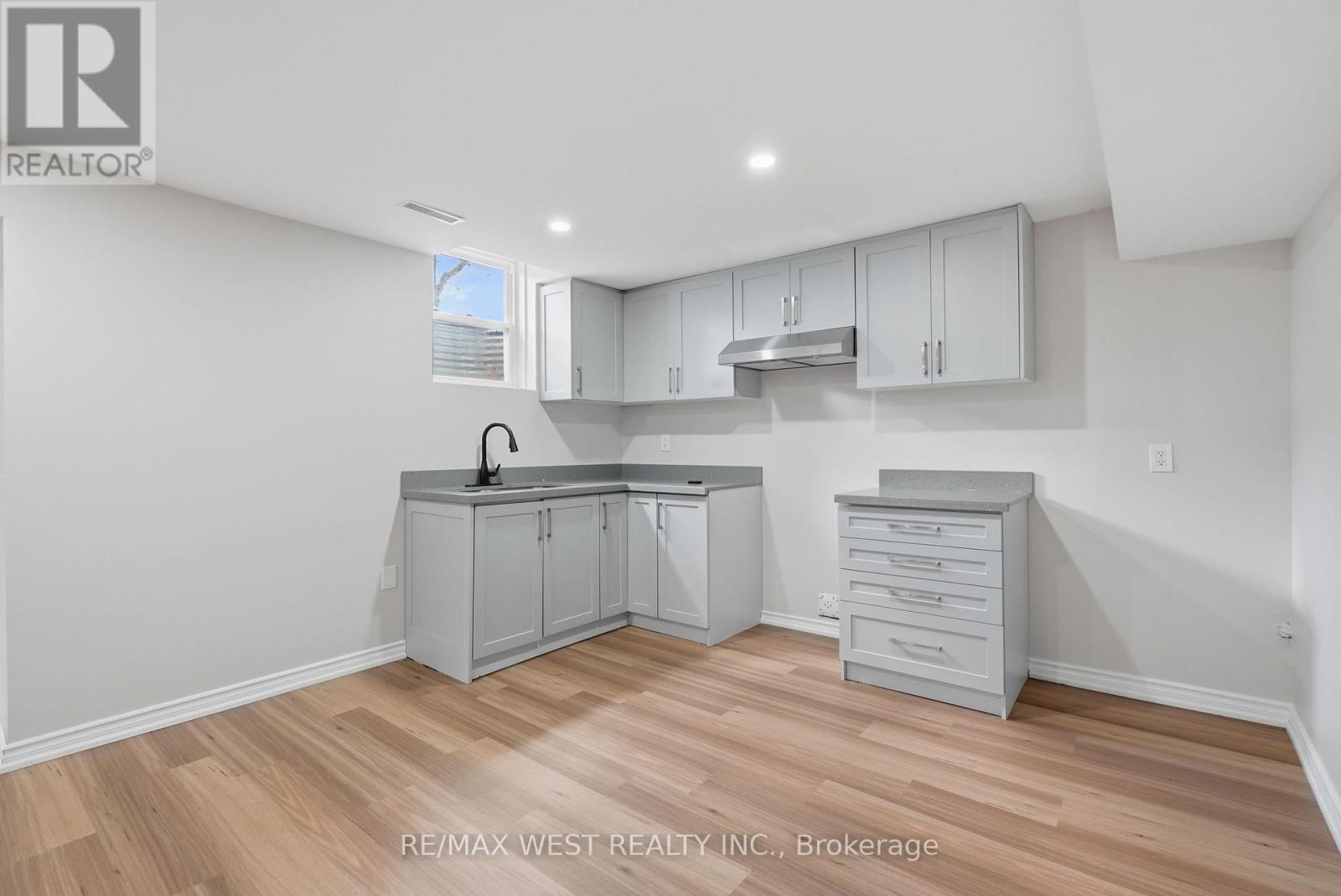 60 Furrow Drive, Whitby, ON photo 27