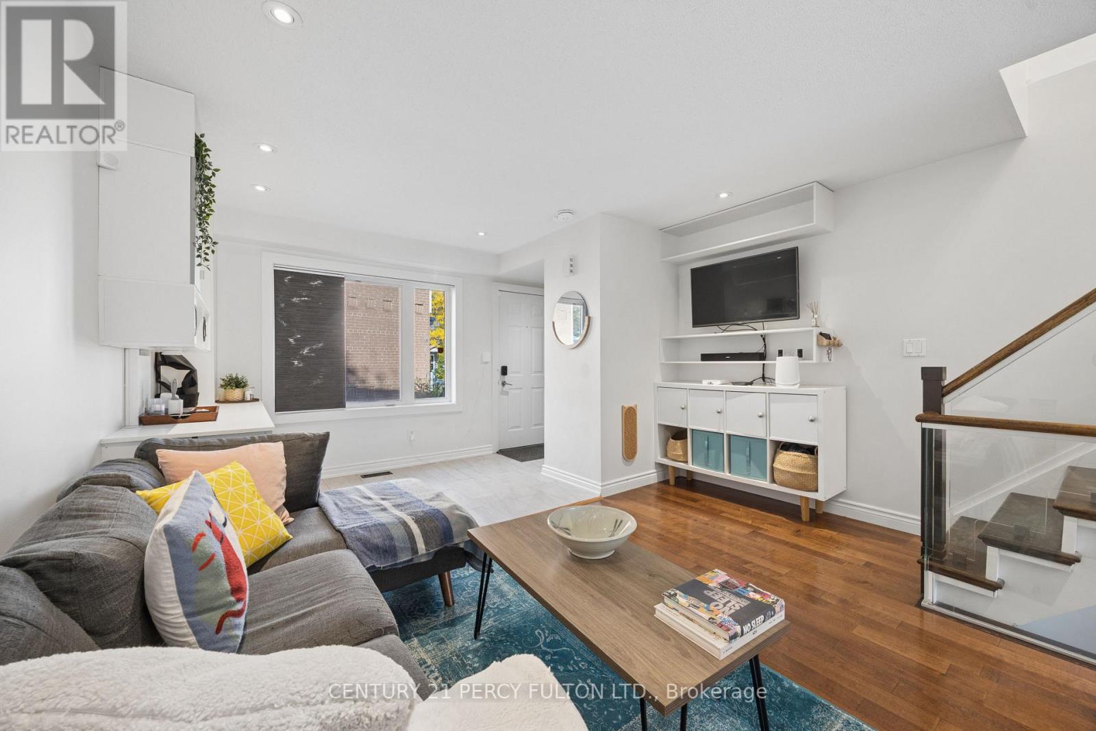 58B- 740 Kennedy Road, Toronto, ON photo 4