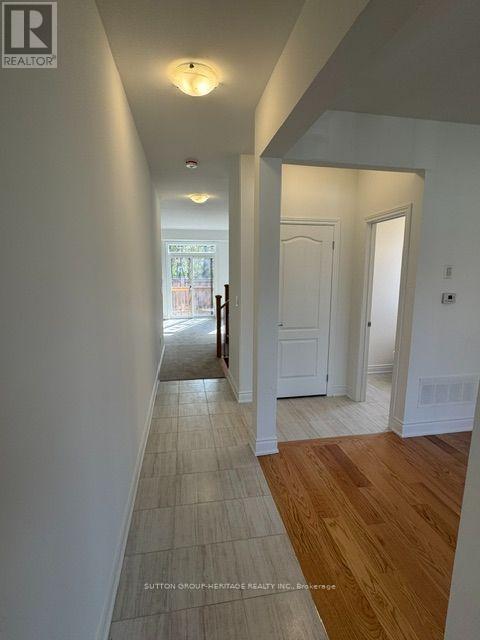 1 Deer Creek Court, Toronto, ON photo 4