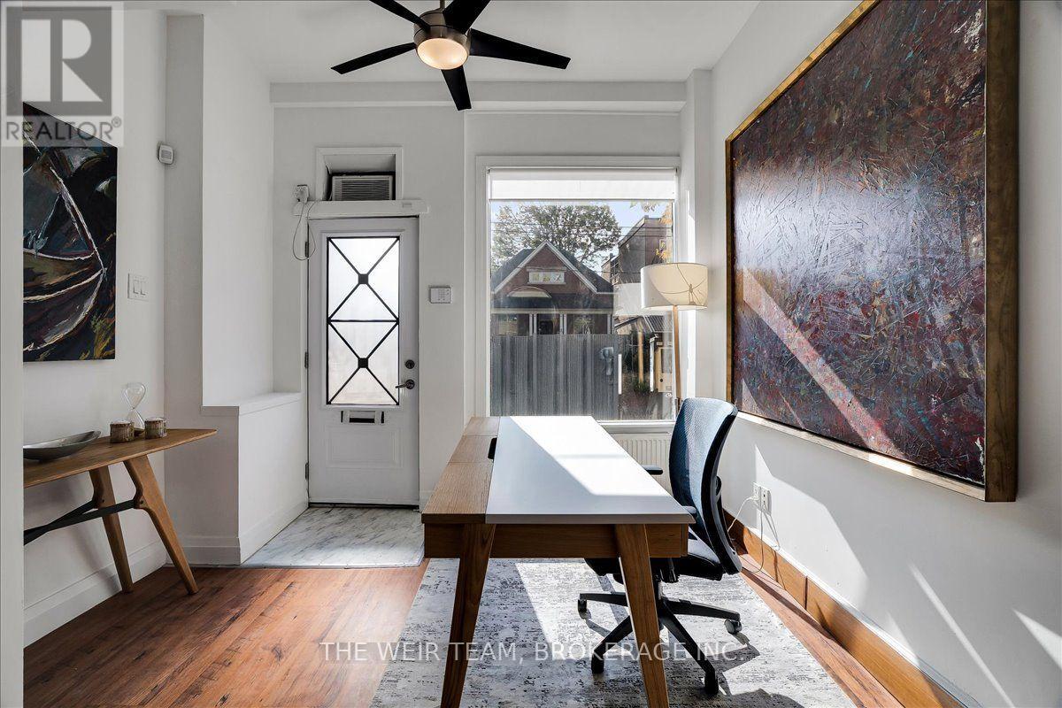1394 Queen Street East, Toronto, ON photo 27