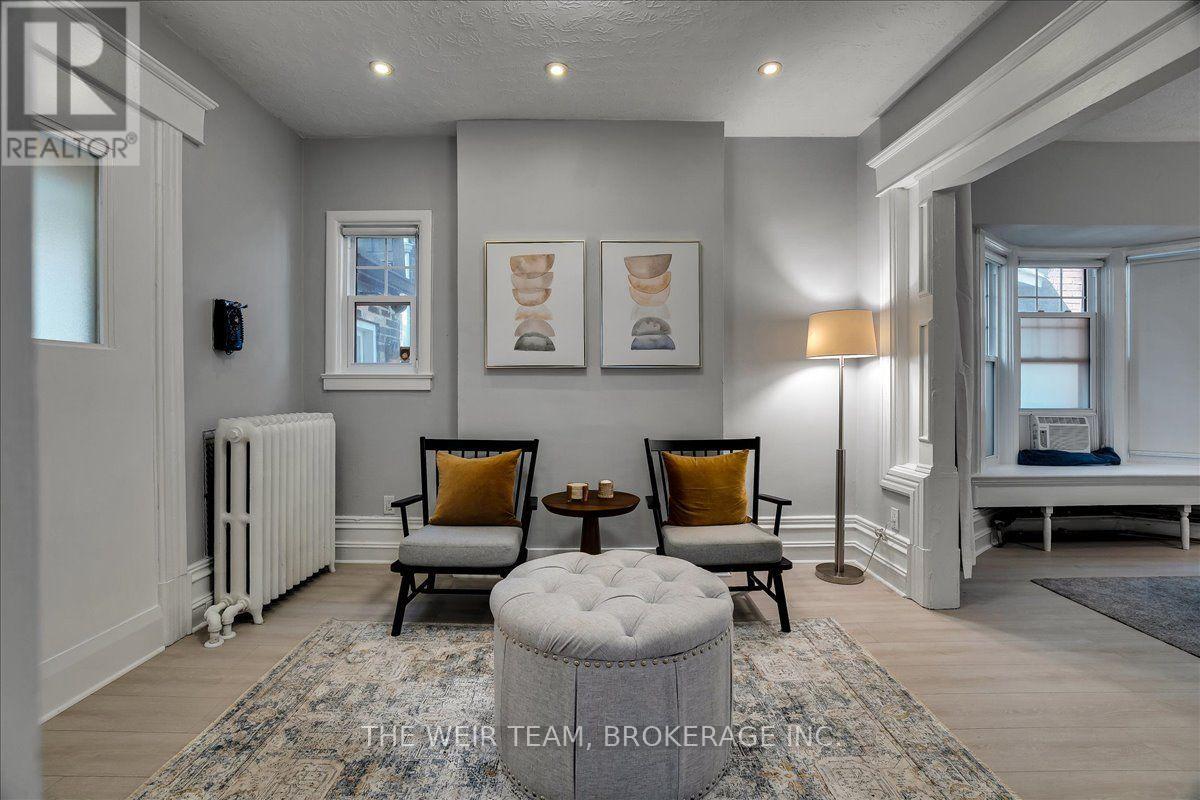 1394 Queen Street East, Toronto, ON photo 4