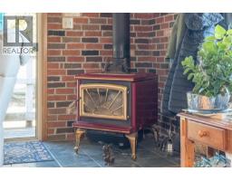 4995 Shoreline Dr, Bowser, BC V0R1G0 Photo 10