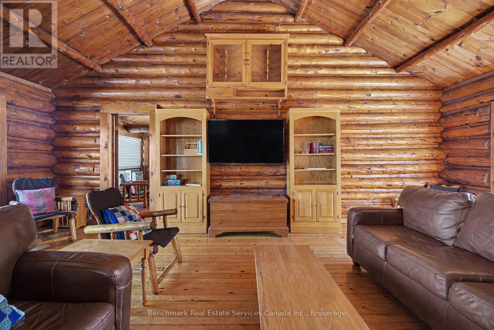 2407 Highway 11 North — photo 17