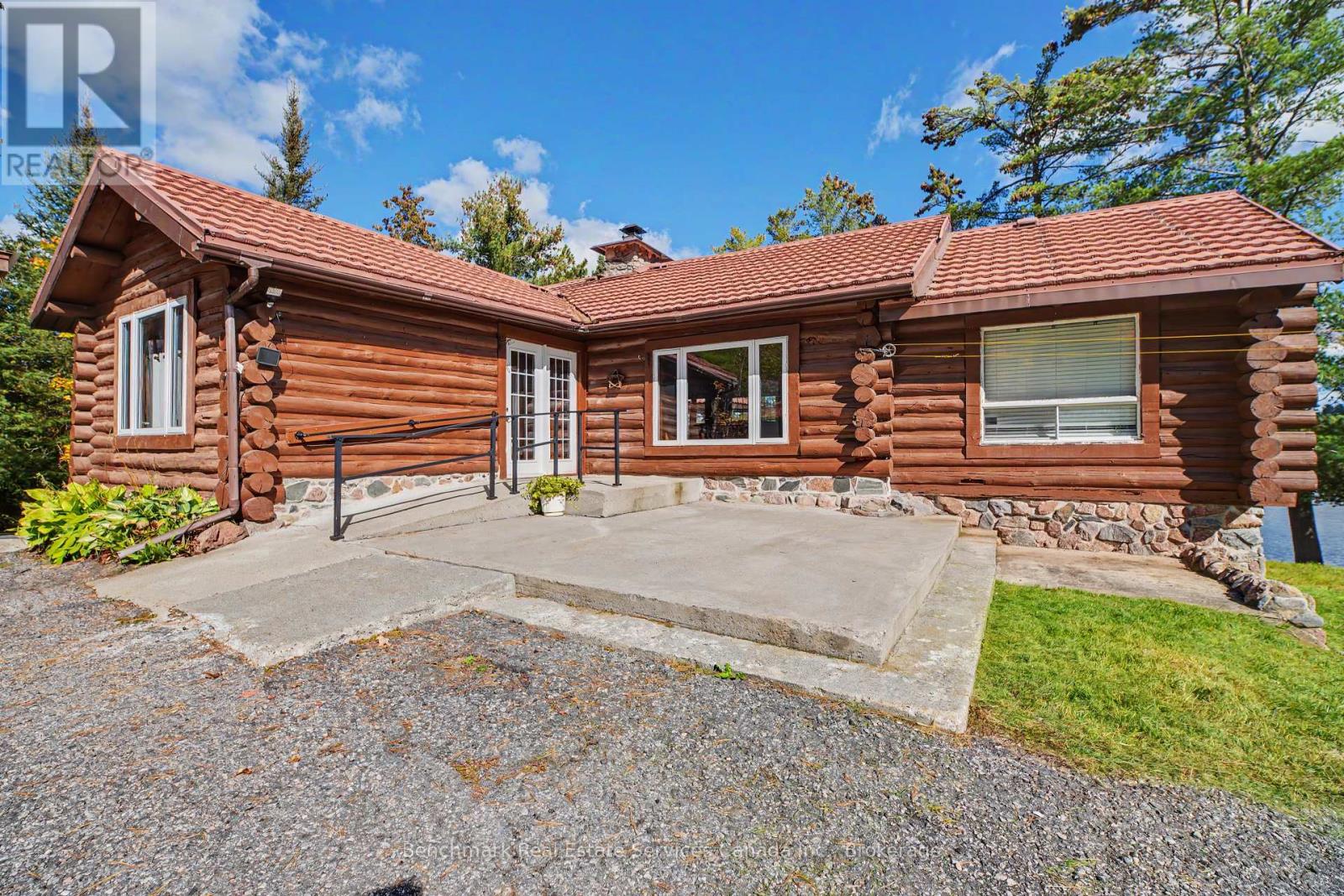 2407 Highway 11 North — photo 4