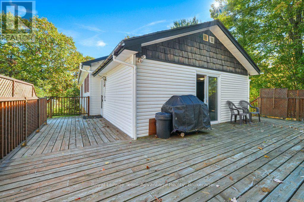 48 HAMMEL AVENUE - 6