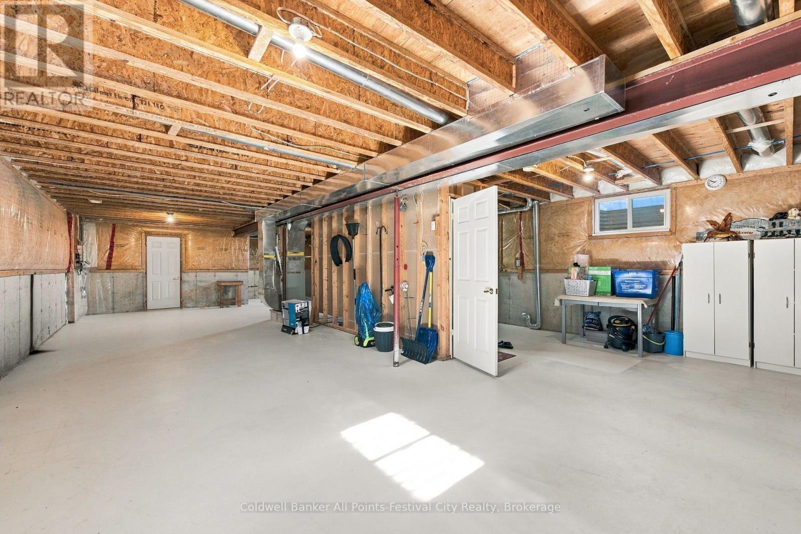 407 WARREN STREET - 27