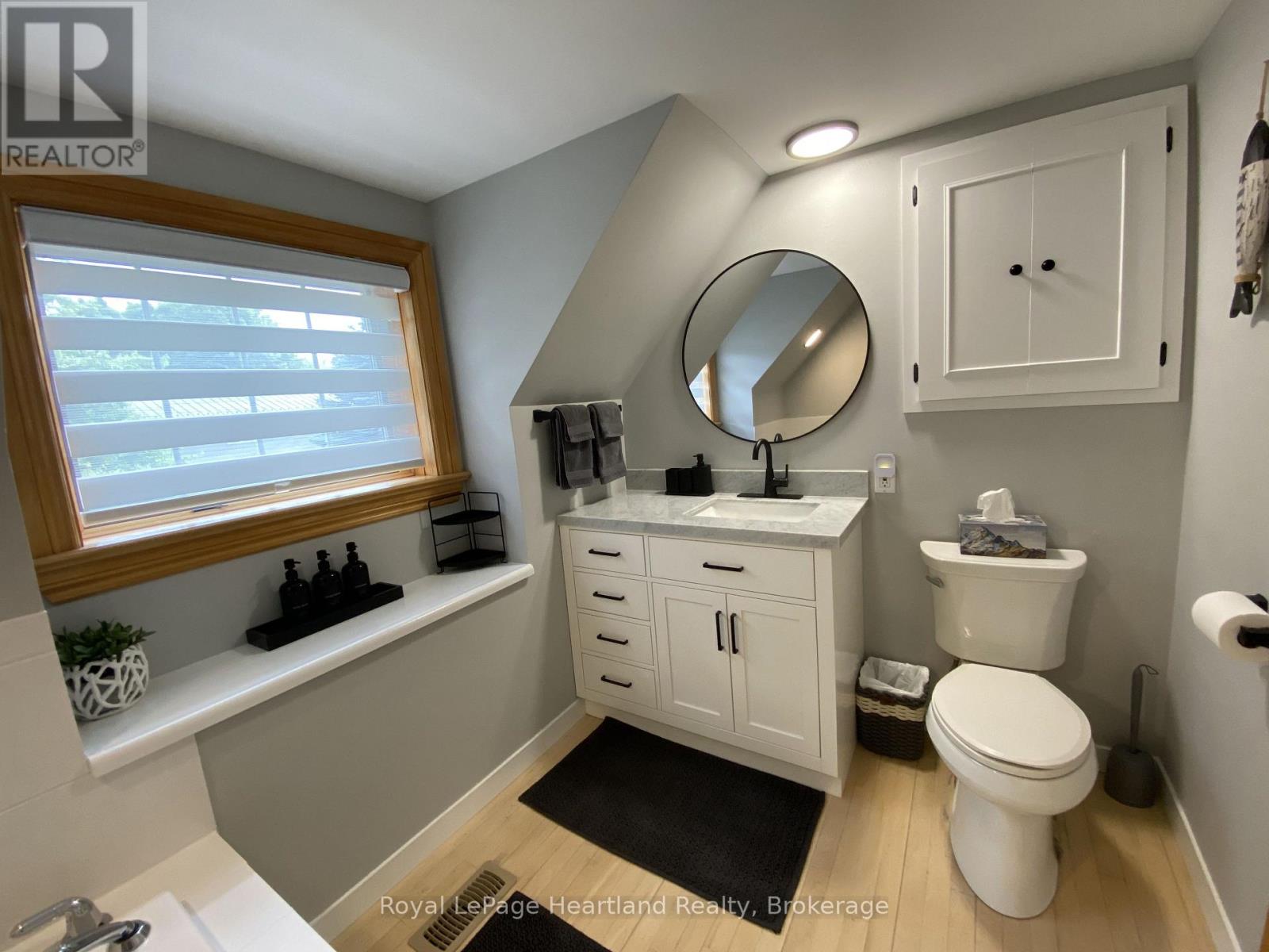 82 Tuyll Street — photo 32