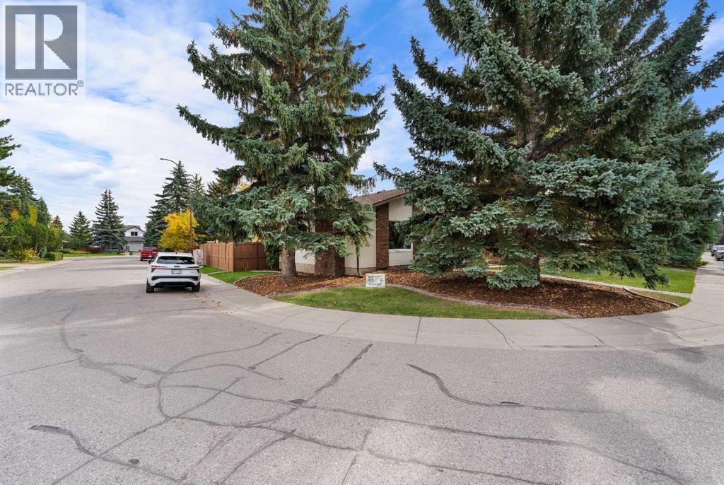 479 Bracewood Crescent SW - photo 47