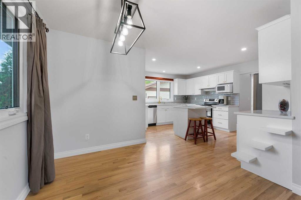 479 Bracewood Crescent SW - photo 18