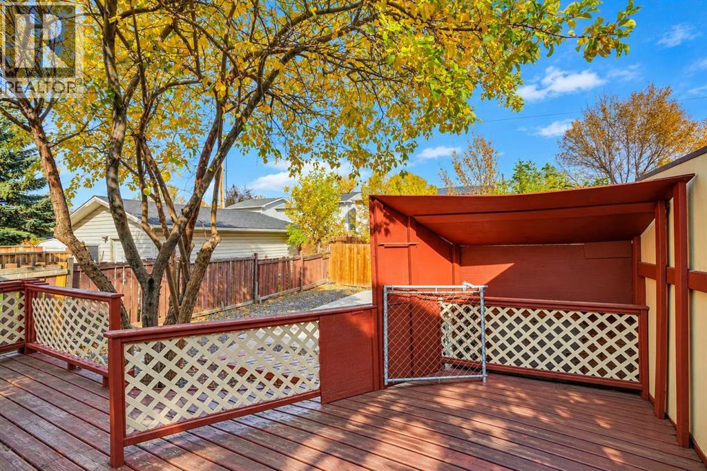 4304 44 Avenue NE - Image 37