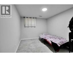 4304 44 Avenue NE - photo 31