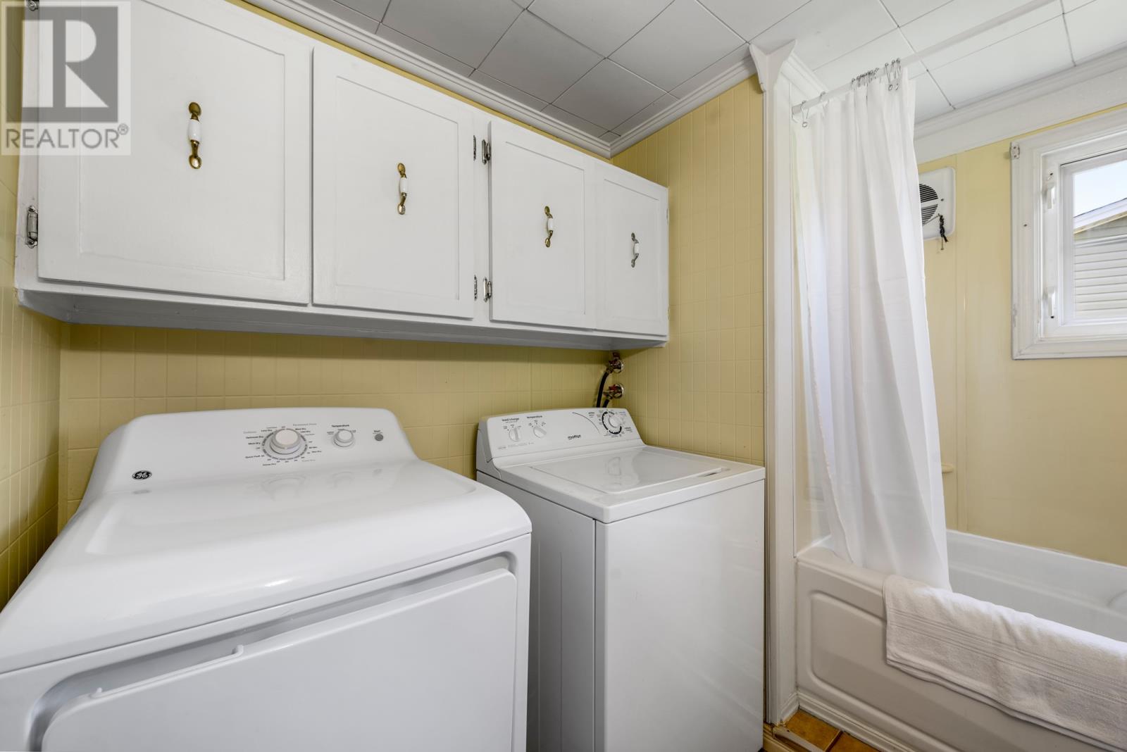 18 Meadowbrook Park Road - 21