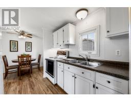 18 Meadowbrook Park Road thumbnail 14