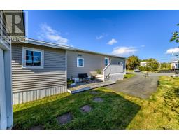 18 Meadowbrook Park Road thumbnail 24