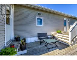 18 Meadowbrook Park Road thumbnail 5