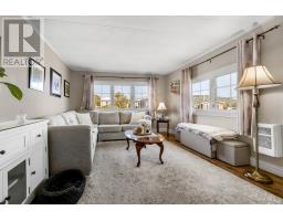 18 Meadowbrook Park Road thumbnail 7