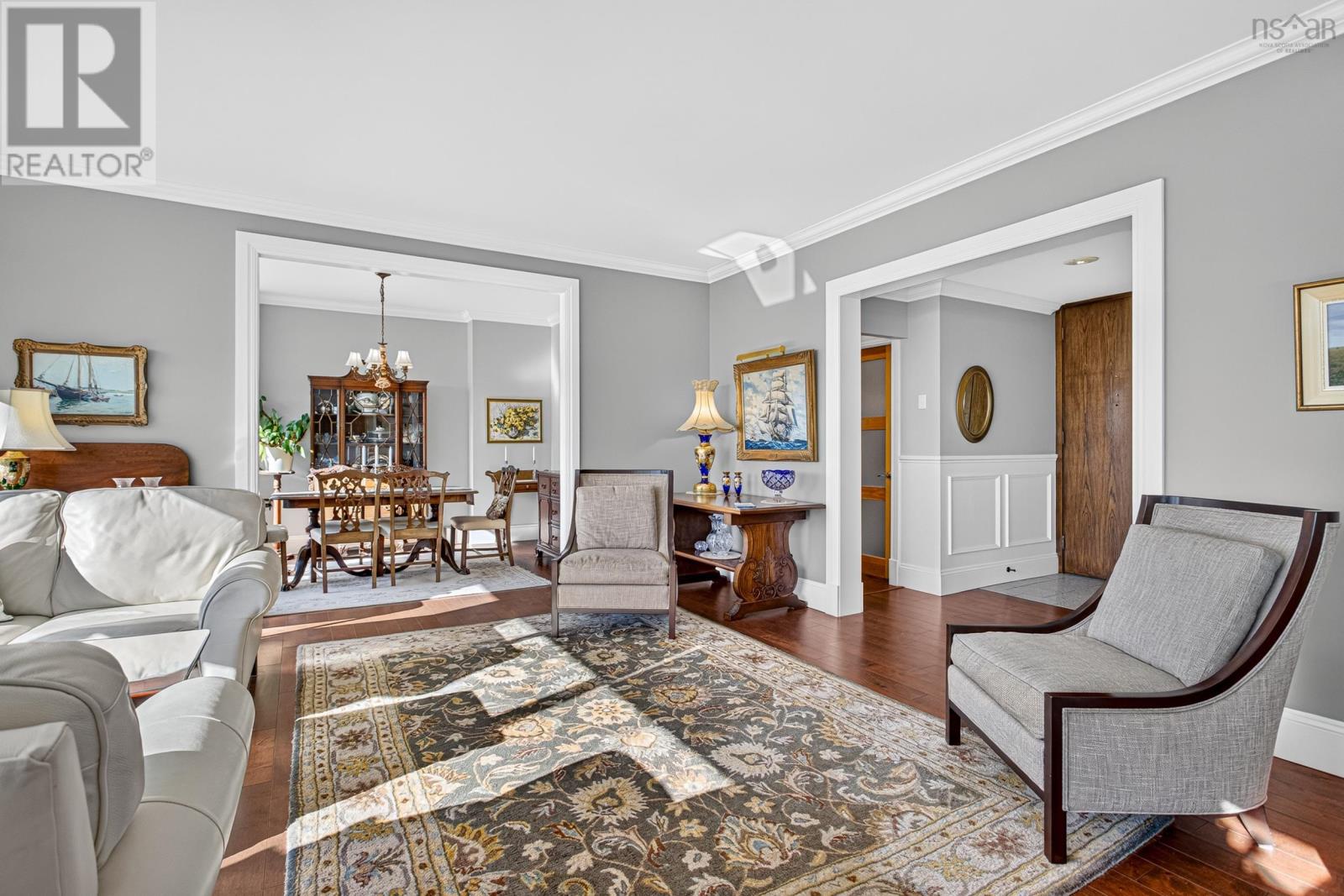 Property 43 of 46 of 701 6095 Coburg Road