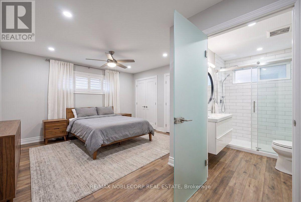 #37 8900 BATHURST STREET - 37