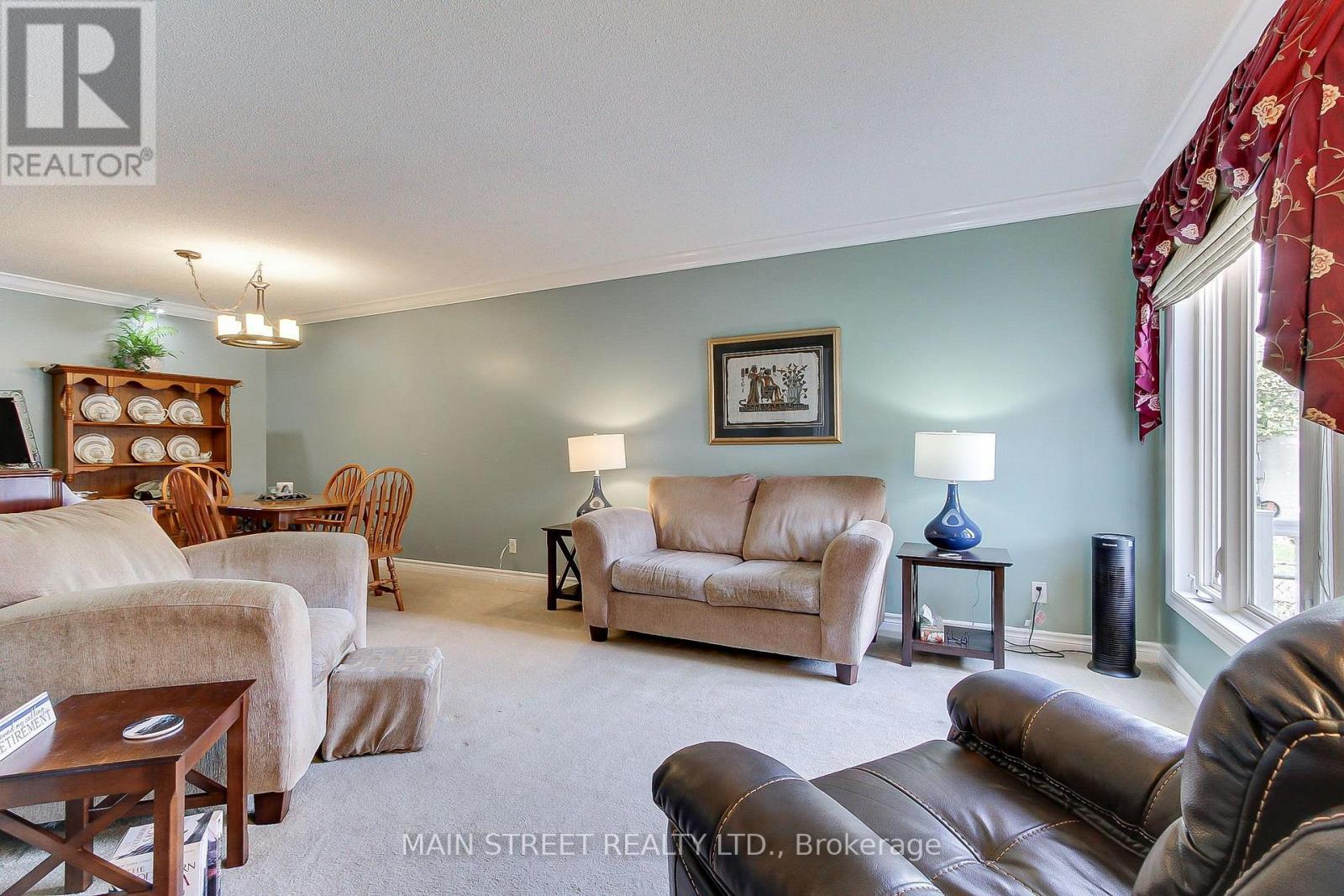 61 Hudson Crescent, Bradford West Gwillimbury, ON photo 6