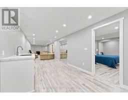 18 Deerglen Terrace, Aurora, ON L4G6Y2 Photo 25