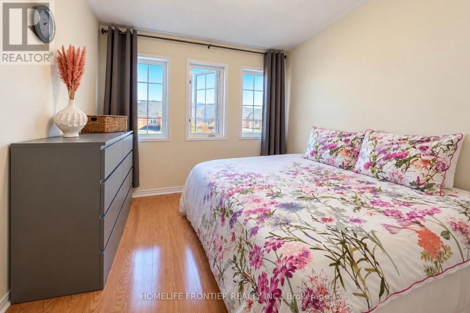 65 MAFFEY CRESCENT - 17